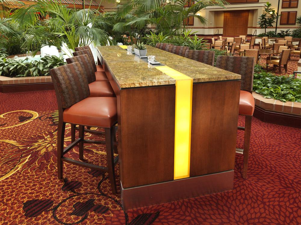 Hotel Marriott Hartford/Windsor Airport Zewnętrze zdjęcie