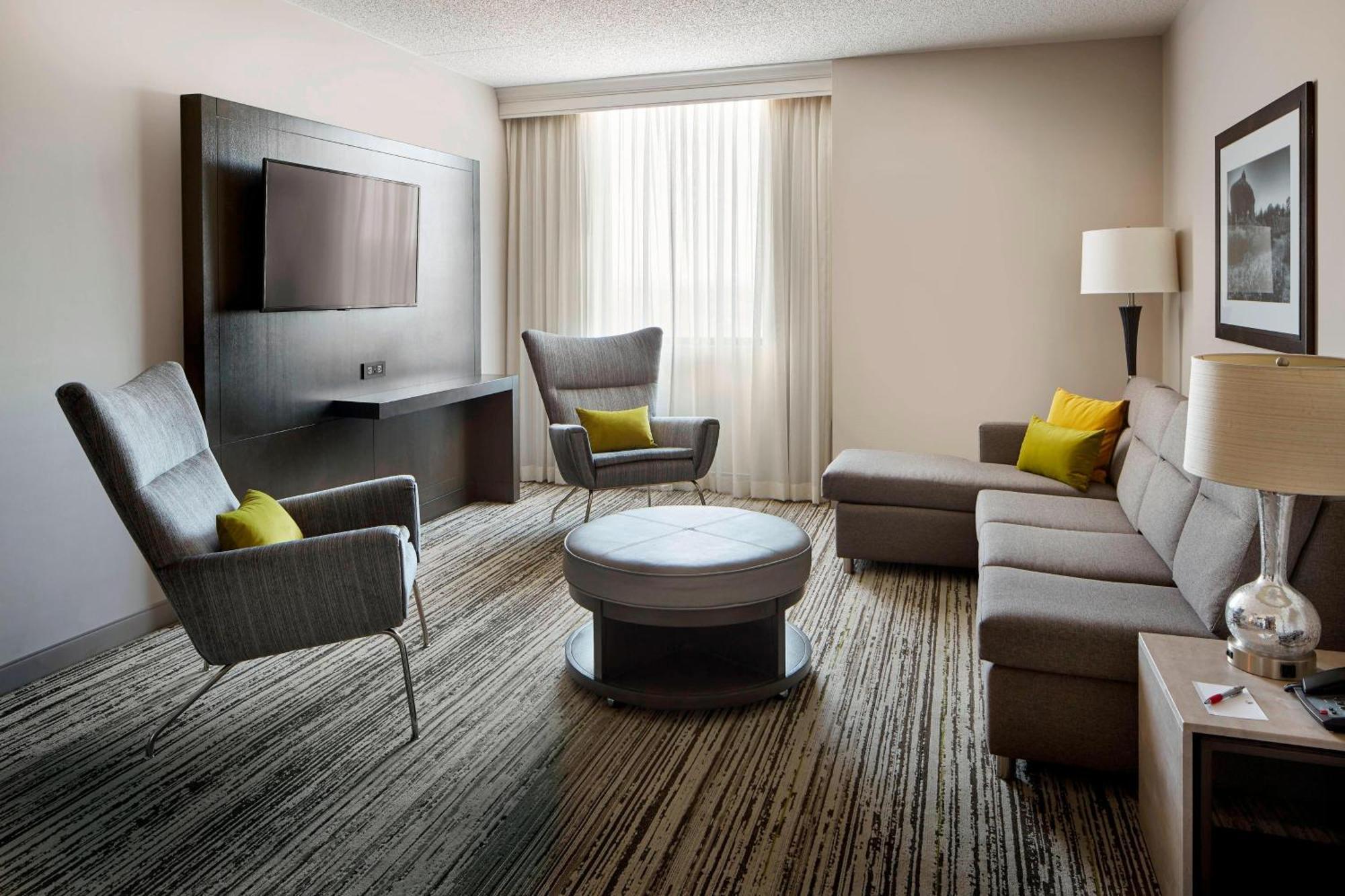 Hotel Marriott Hartford/Windsor Airport Zewnętrze zdjęcie