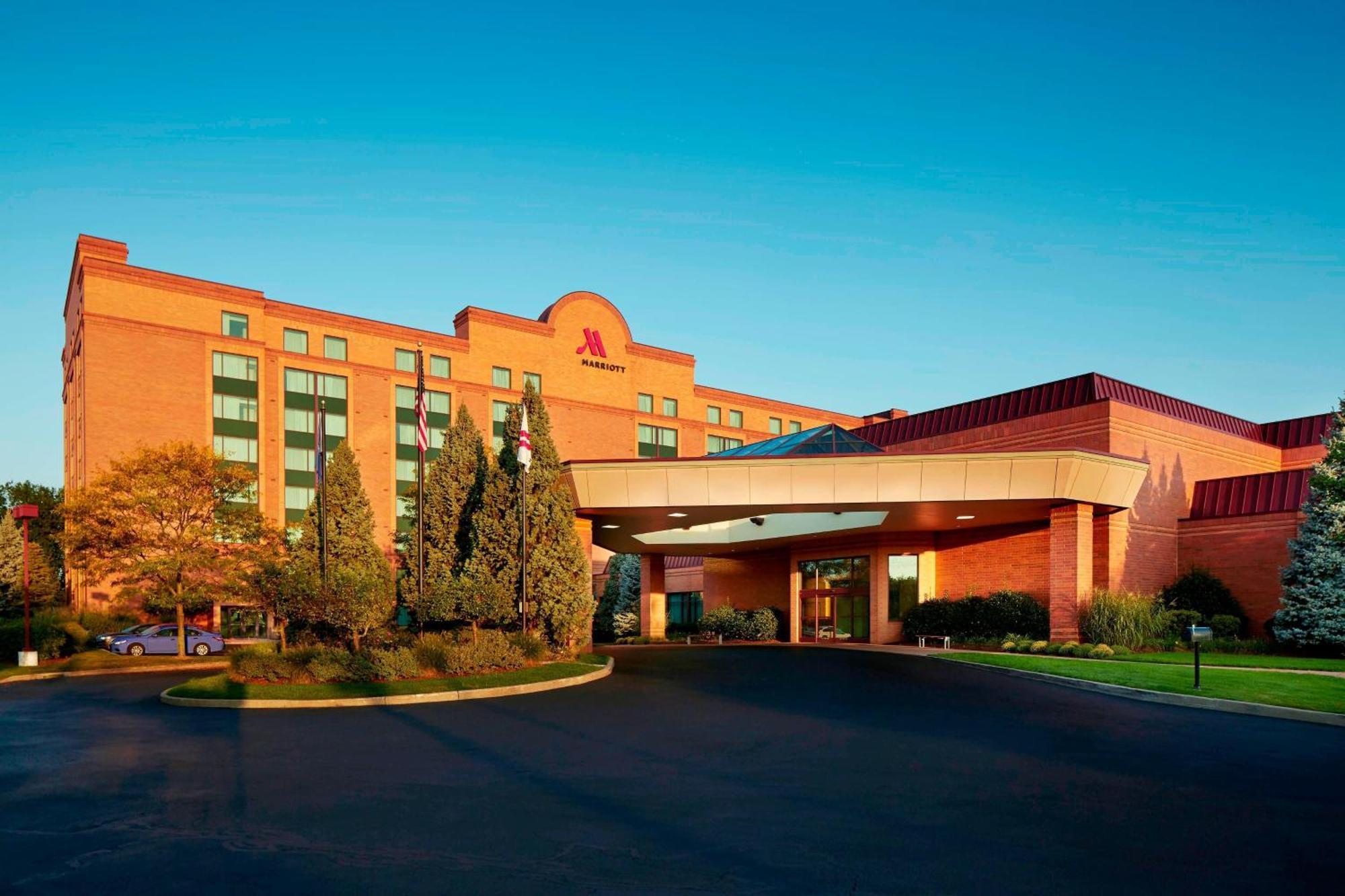 Hotel Marriott Hartford/Windsor Airport Zewnętrze zdjęcie