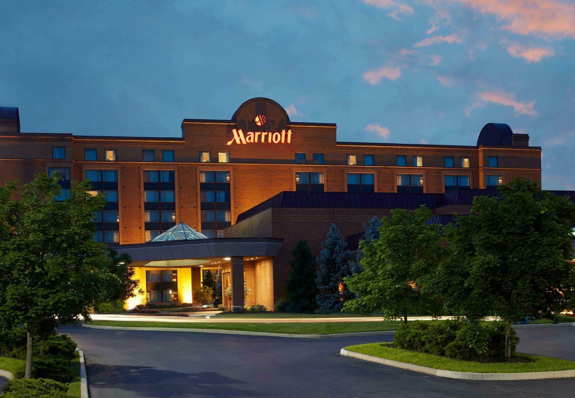 Hotel Marriott Hartford/Windsor Airport Zewnętrze zdjęcie